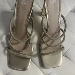Champagne Gold Dressy High Heels Size 8.5
