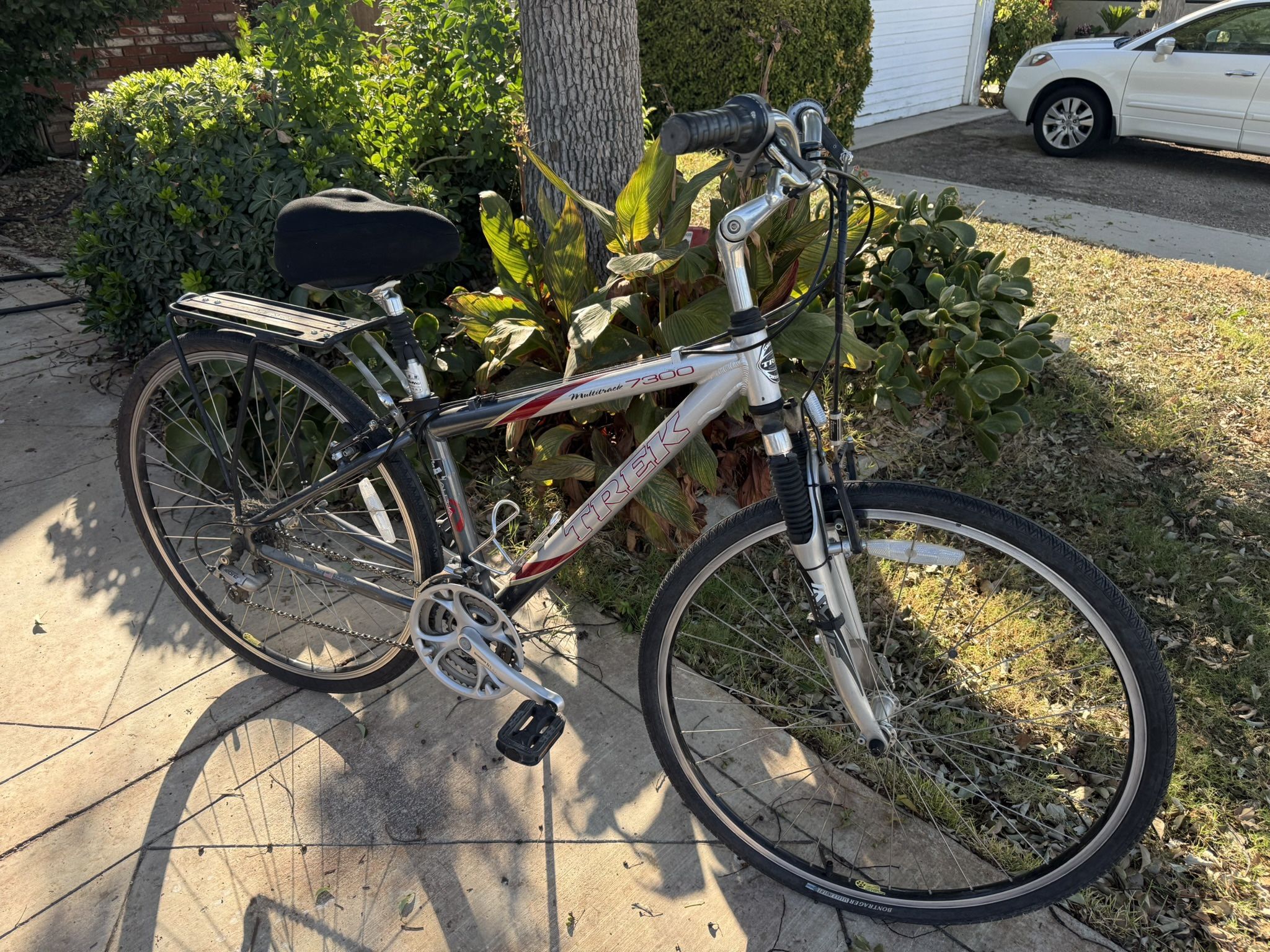 27” Trek Mountain Bike In Good Shape 