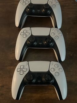 Two ps5 controllers