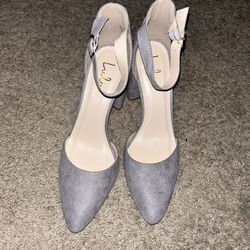 Lulu’s Women Shoes Size 8, Gray, Ankle Strap, Low Heel Block