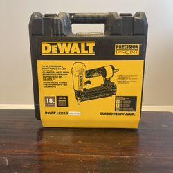 DeWALT