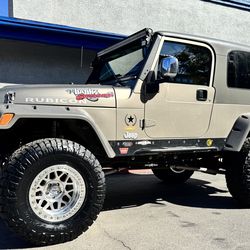 Kmc 235 17x9 5x114.3 -38 Offset With Nitto Ridge Grappler 35x12.50R17 ( Set of 5 ) 🔥🔥🔥