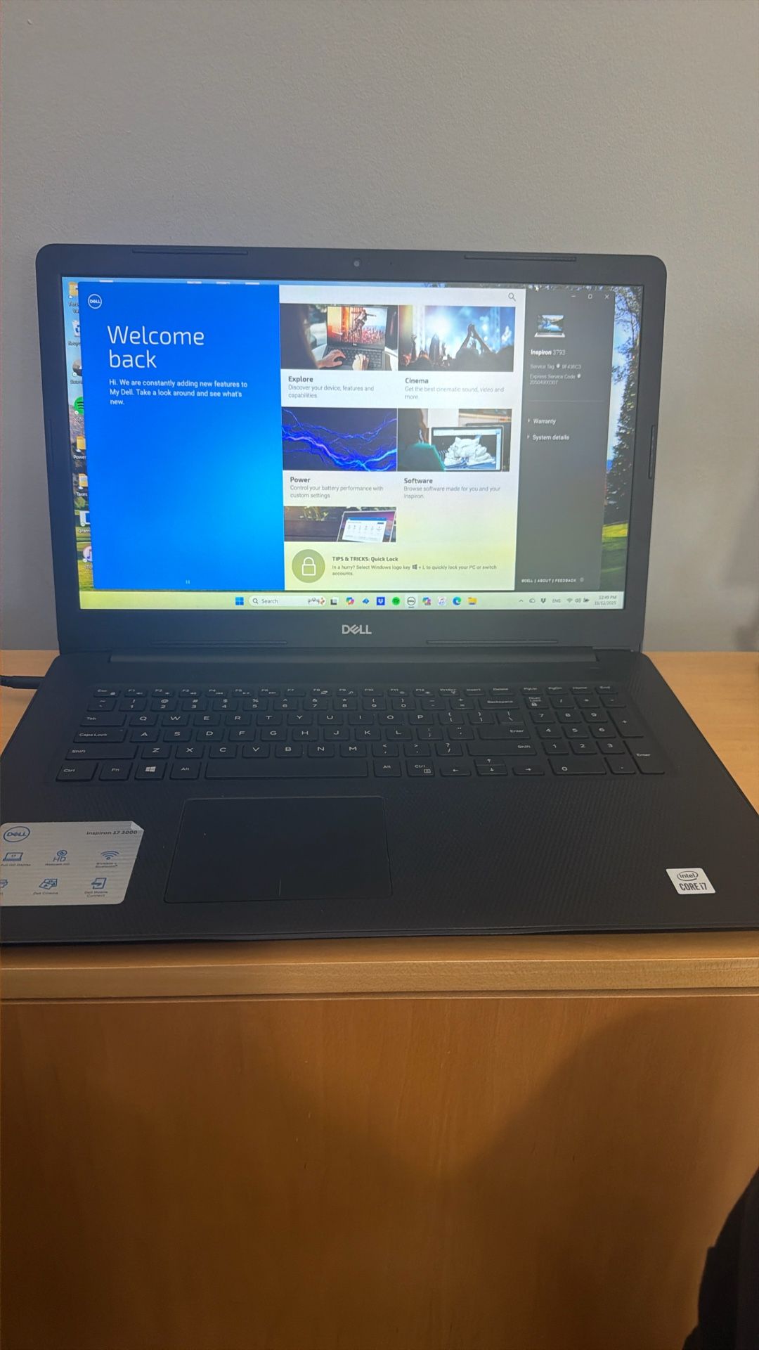 Dell Inspiron 17 3793