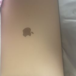 MACBOOK AIR