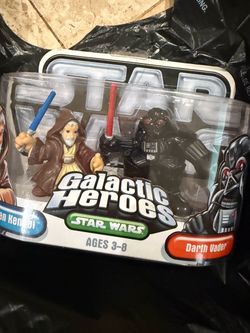Year 2005 Star Wars Galactic Heroes Figure : OBI-WAN KENOBI and DARTH VADER