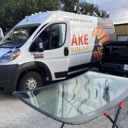 Replace The Windshield Ram Promaster 2(contact info removed)