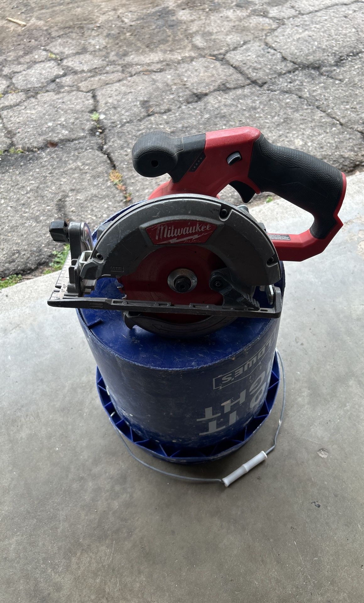 M12 5 3/8 Circular Saw Milwaukee