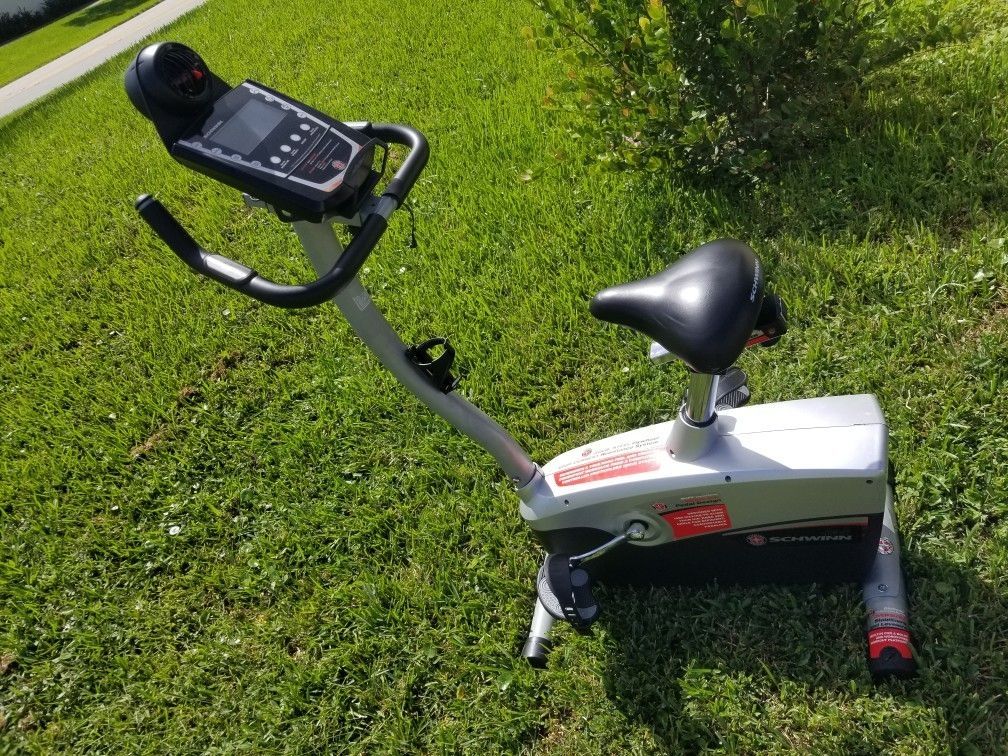 Stationary Exercise Bike-- Schwinn 131