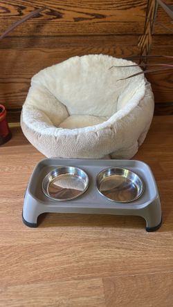 Dog Or Cat Bed And Bowl Set 