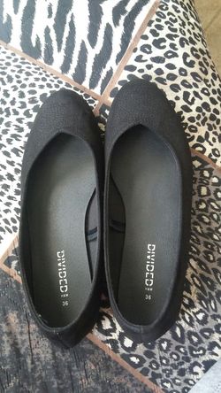 H&M Flats size 5.5