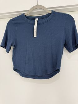 Top From Lulu Lemon 