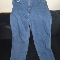 Women's Levi Strauss Jeans (42x34)