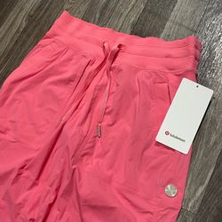 BRAND NEW Lululemon Women’s Dance Studio Mid Rise Lined Pants Tall