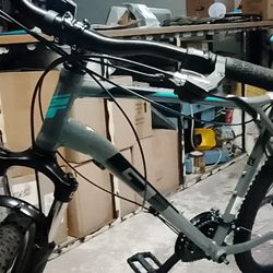 Bike GT Aggressor 27.5m Pro WGR XL X