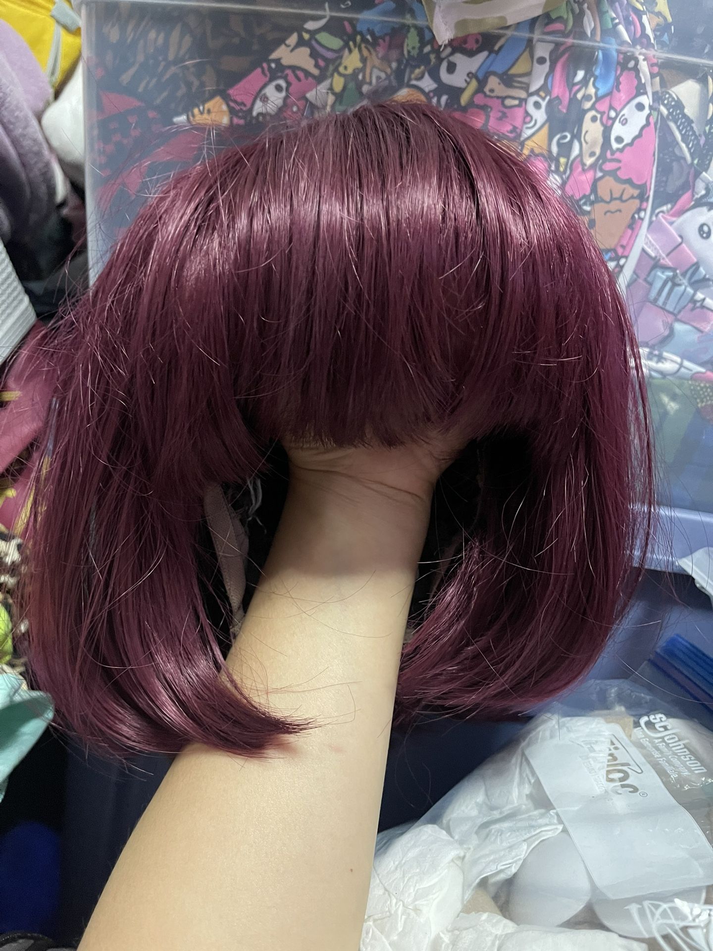 BURGUNDY WIG