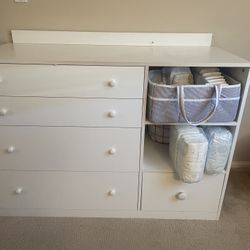 Changing Table / Dresser