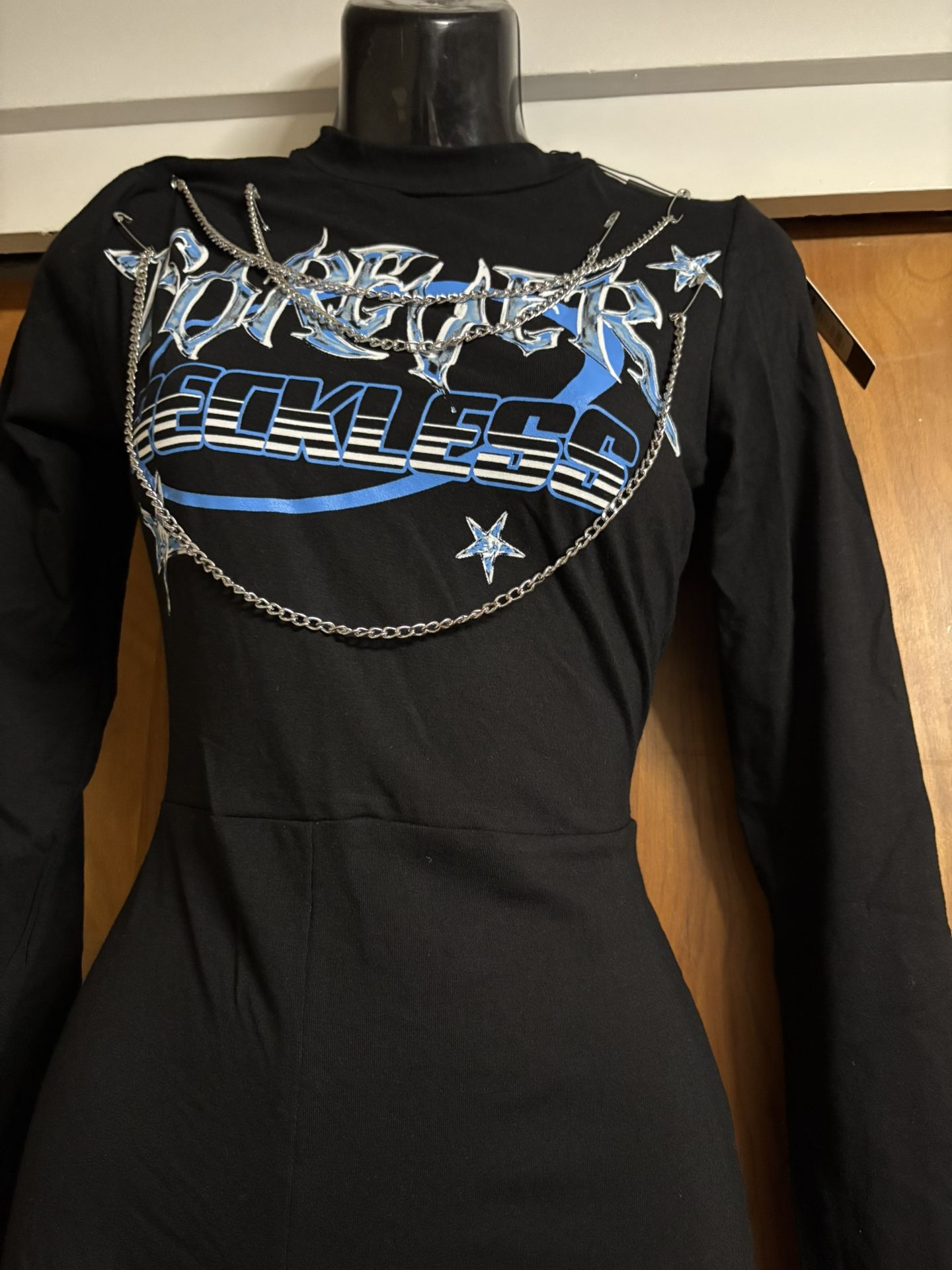 Brand new with tags coming from fashion nova size medium.