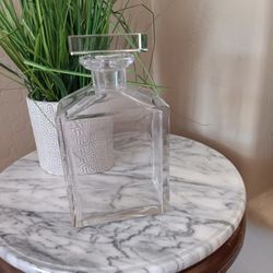 $35 Restoration Hardware Clear Glass Gable Tall Decanter Carafe Square with Stopper. Beautiful 