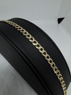 Curb Bracelet 14KYG