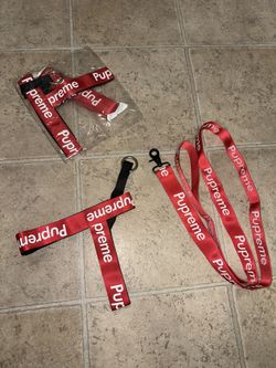2 Supreme Dog Harnesses  + Leash’s 