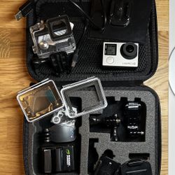 GoPro Hero 4 Bundle