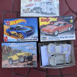 Lot of 6 Plastic Model Kits AMT Revell Atlantis .