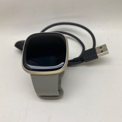 Fitbit Versa 3