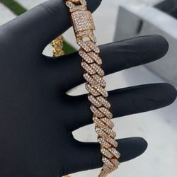 Yellow Gold Cuban Link Chain