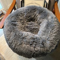 like New Pet Bed