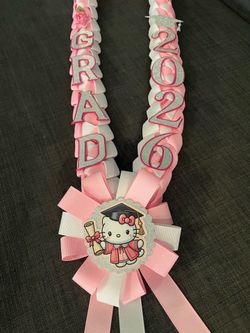 2026 Hello Kitty Graduation Lei