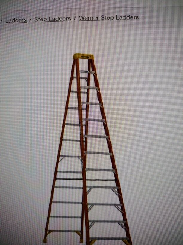 12 Ft Fiberglass Step Ladder 