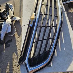 Chevy equinox grille Oem