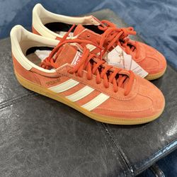New Adidas Spezial