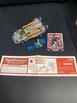 Complete 2002 Transformers Armada Blurr Race Car Incinerator Comic Manual