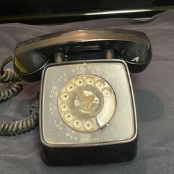 Vintage WIDE GTE Vintage, Rotary Phone In Black