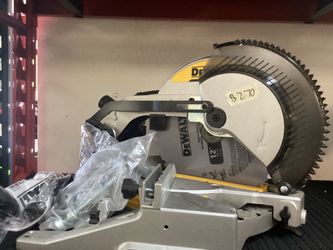 Dewalt Corded 12” Single Bevel Compound Miter Saw $270