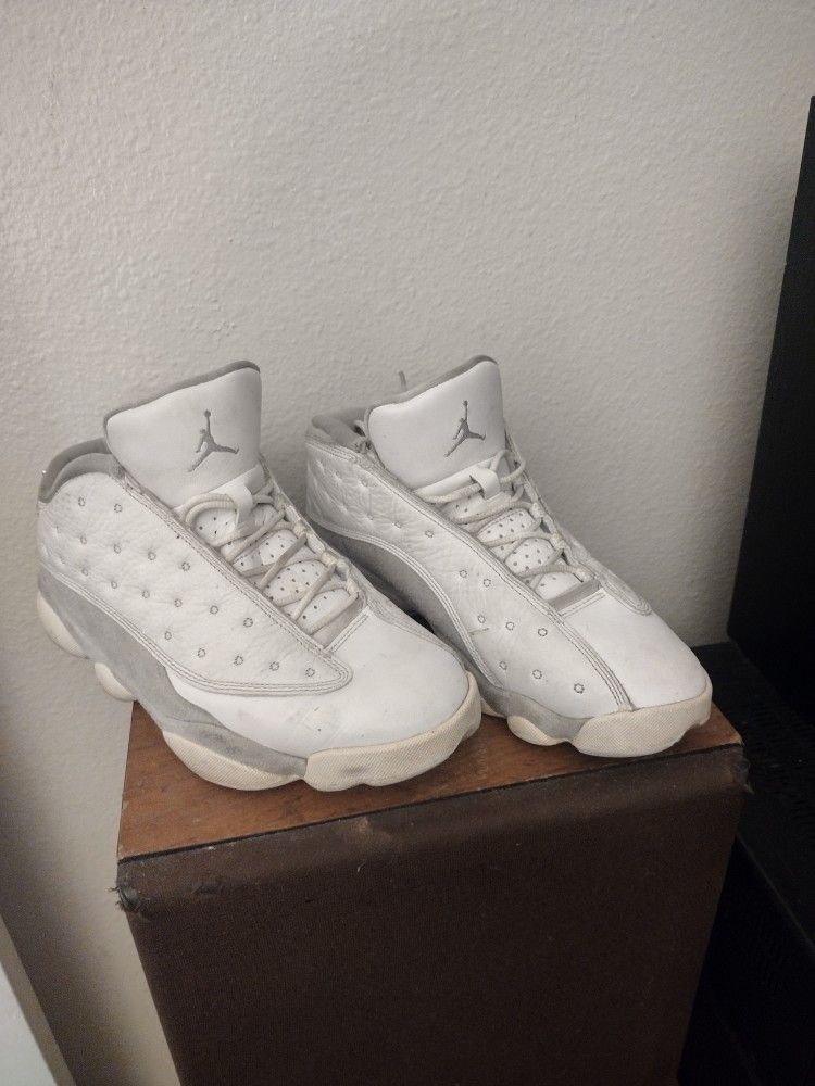 **Price Cut** Nike Air Jordan 13 Retro Low Pure Platinum Size 8.5