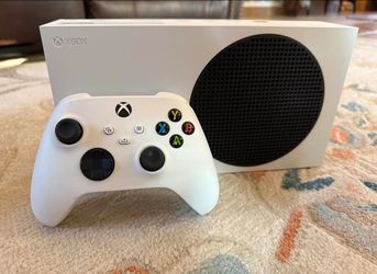 Xbox series s ( With box )