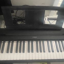 Yamaha P-45 digital piano 
