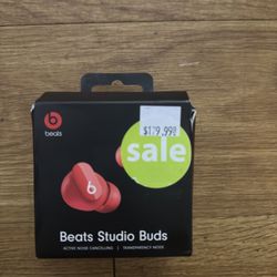 Beats Studio Airbuds