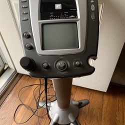 Used KARAOKE VISION THE SINGING MACHINE  Screen Has Line Going Thur It  