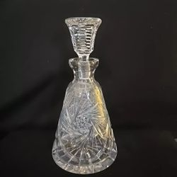 Beautiful Vintage Decorative Glass Decanter 