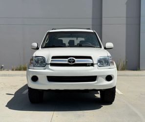 2005 Toyota Sequoia