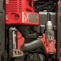 Milwaukee M18 Fuel Brushless Hammer Drill With CP 3.0 Battery Combo Charger  And Hard Case
