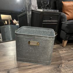 Large Bin 