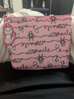 NEW ARISTOCATS MARIE MAKEUP BAG