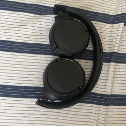 JBL wireless Headphone 