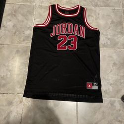 Nike Air Jordan 23 Youth Kids Teenager Jersey  Size X-Large 13-15 Years
