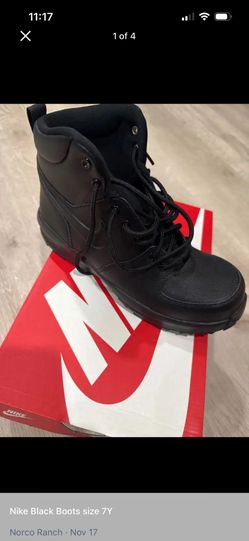 Nike Black Boots size 7Y