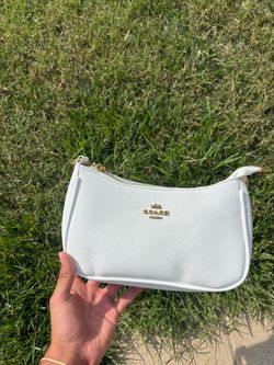 Coach White Shoulder Bag/Handbag Brand New-Pickup available
